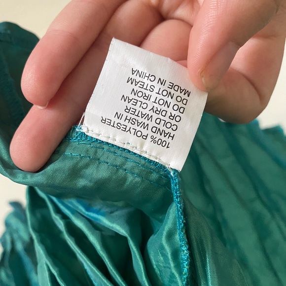 Vintage CCC Blue/Green Pleated Button Up Top - Picture 5 of 6